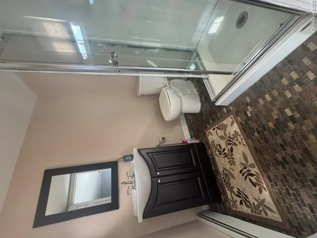 121 W Lake Drive Lindenhurst, NY 11757
