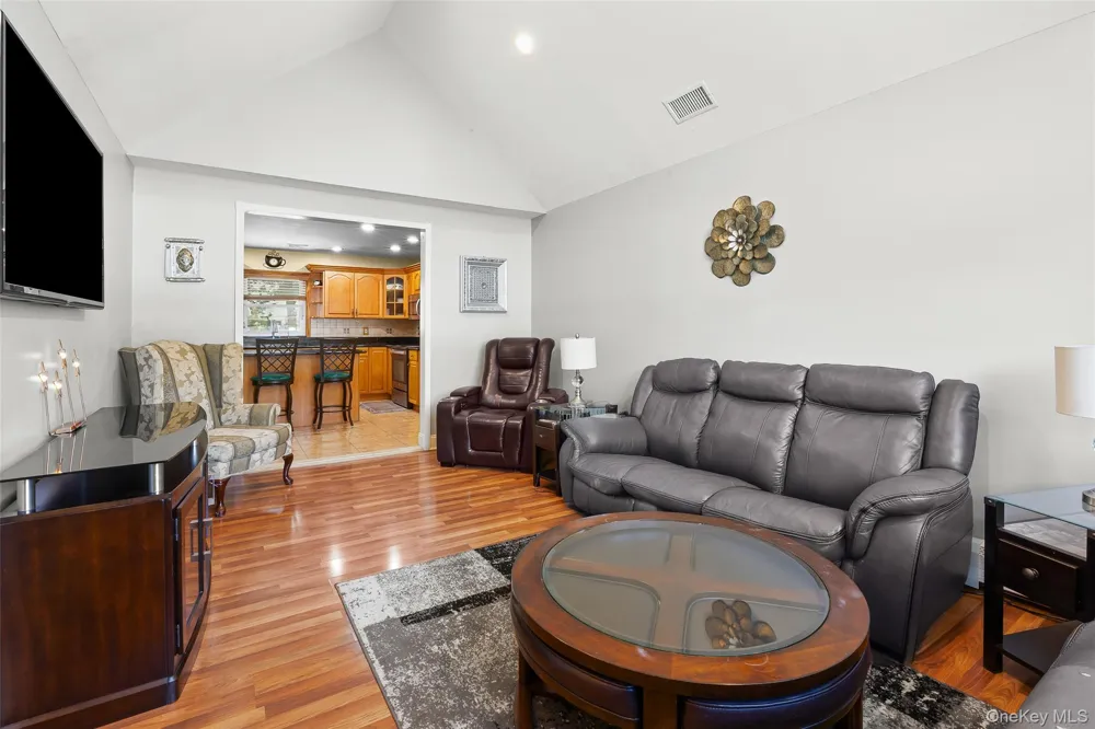106 Chanel Drive E Shirley, NY 11967