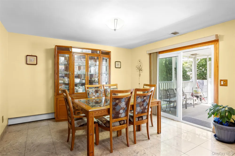 106 Chanel Drive E Shirley, NY 11967