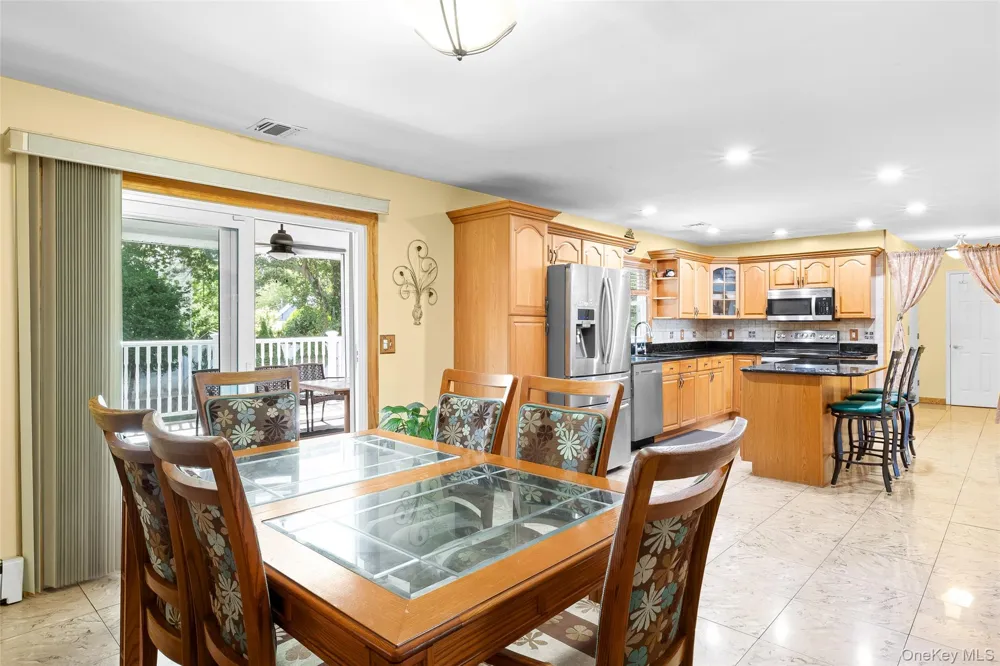 106 Chanel Drive E Shirley, NY 11967