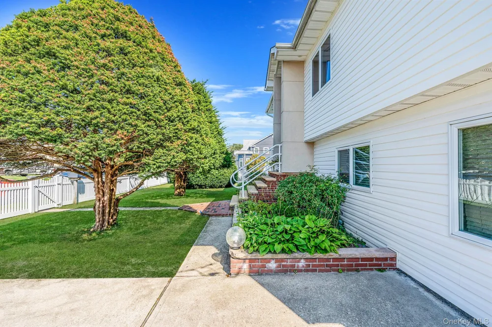 540 Scudder Avenue Copiague, NY 11726