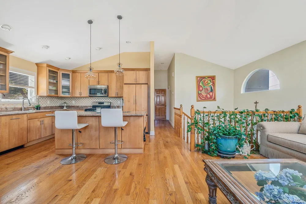 540 Scudder Avenue Copiague, NY 11726