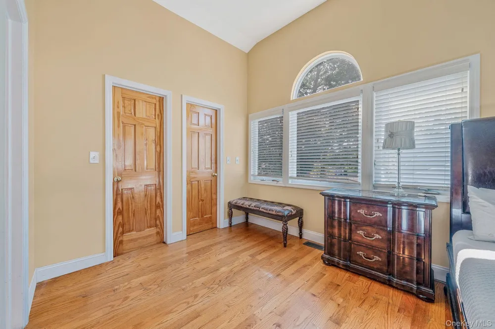 540 Scudder Avenue Copiague, NY 11726