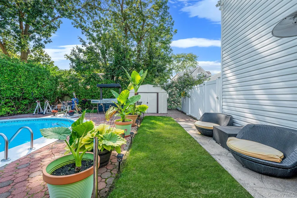 540 Scudder Avenue Copiague, NY 11726