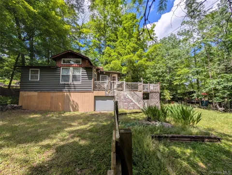 55 E Reindeer Trail