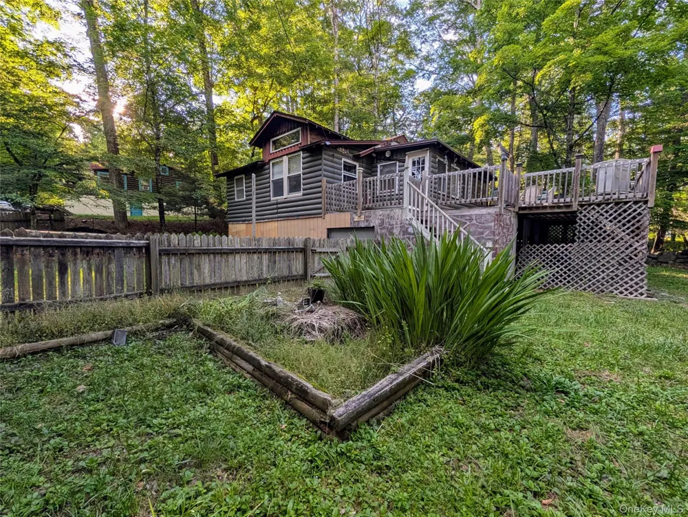 55 E Reindeer Trail Smallwood, NY 12720