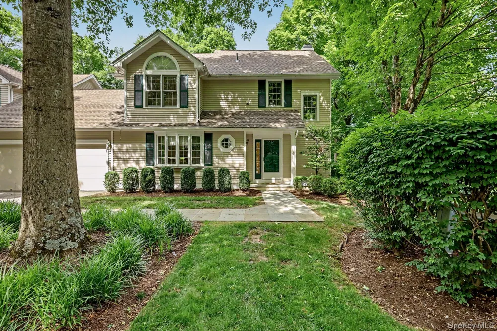 4 Annes Wood Lane Mount Kisco, NY 10549