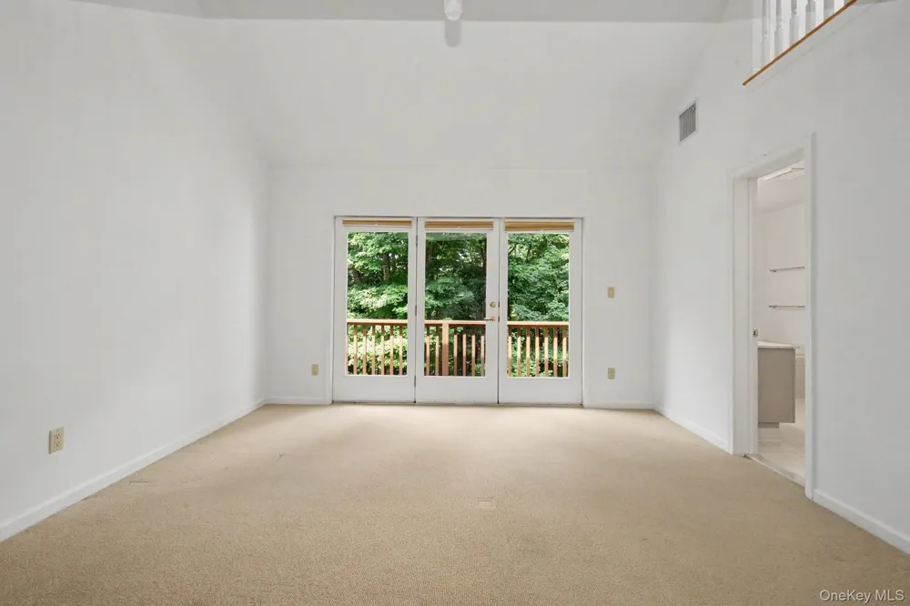 4 Annes Wood Lane Mount Kisco, NY 10549