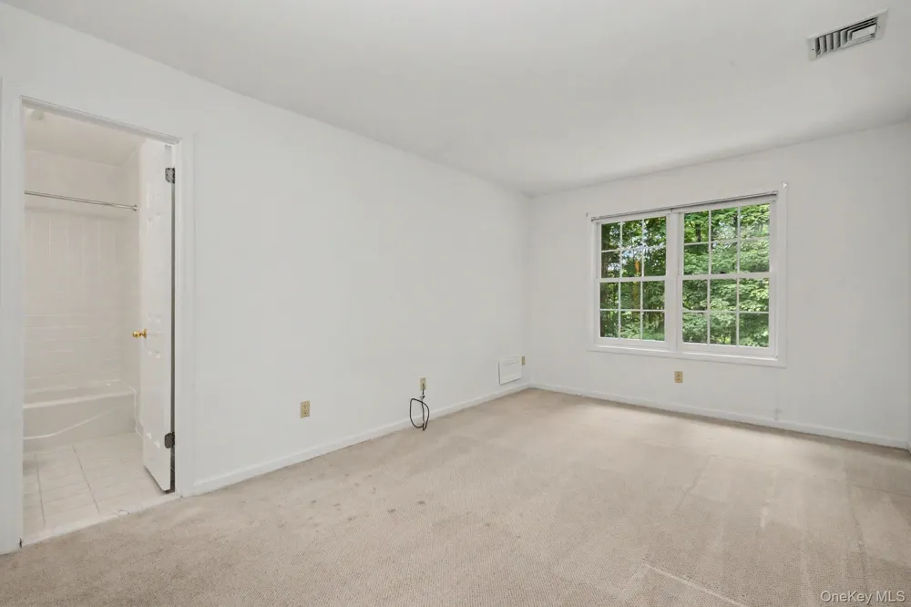 4 Annes Wood Lane Mount Kisco, NY 10549