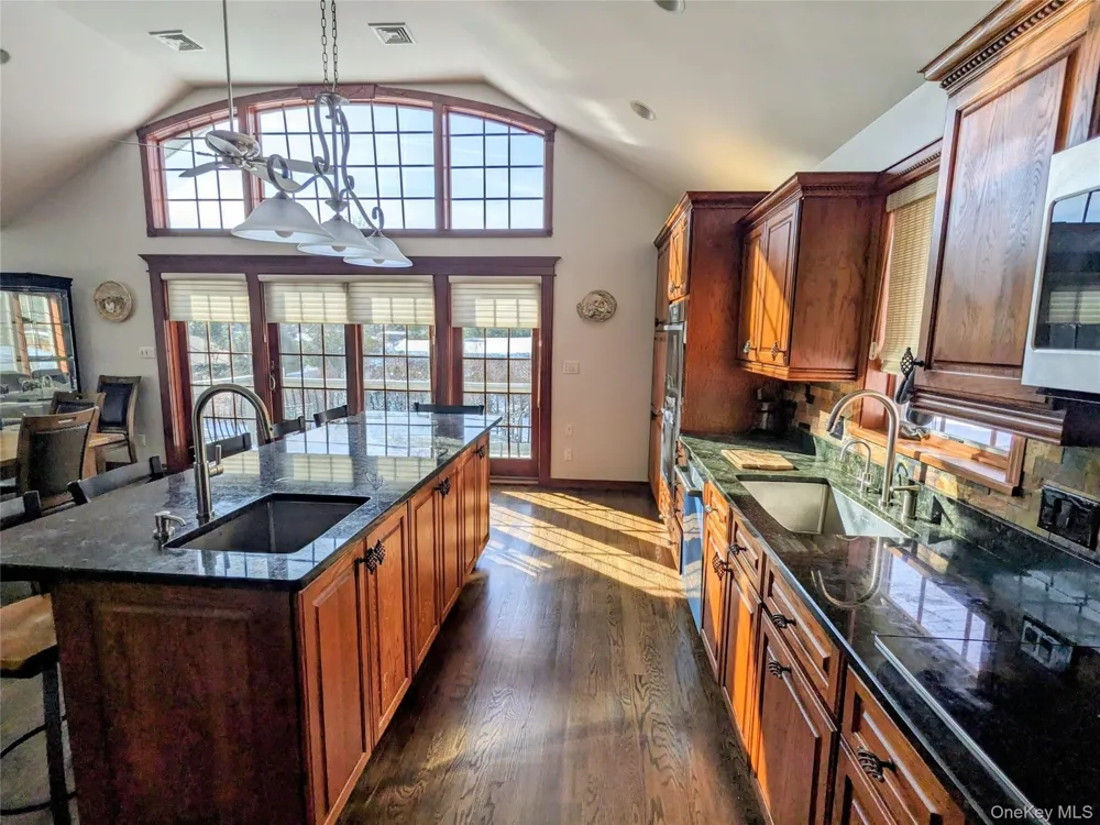 4030 W Shore Drive Kauneonga Lake, NY 12749