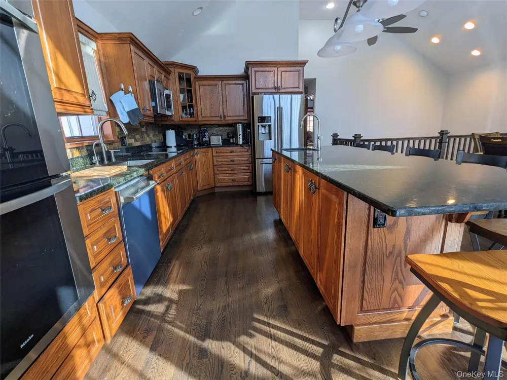 4030 W Shore Drive Kauneonga Lake, NY 12749