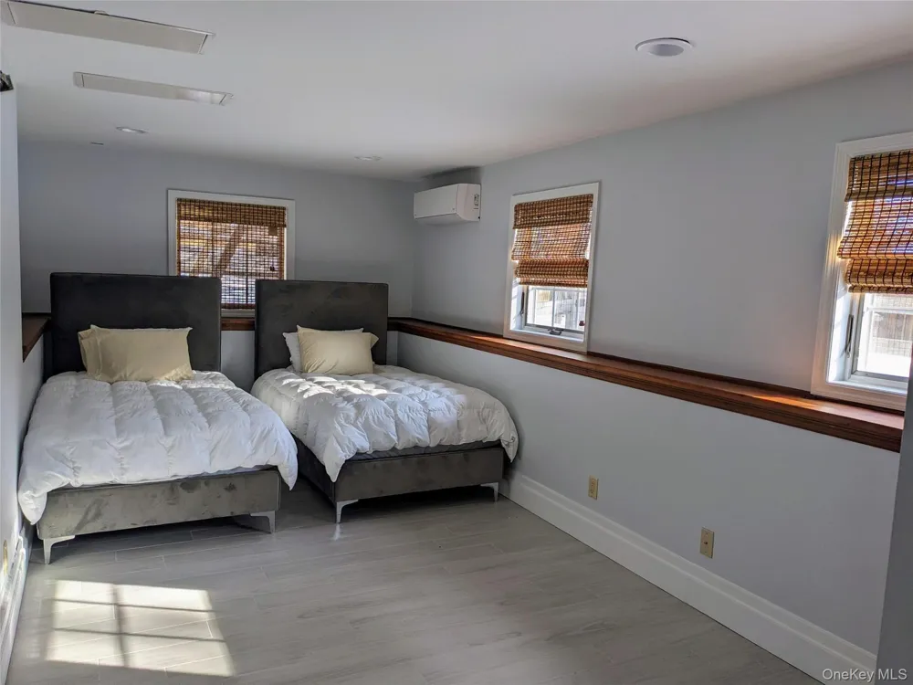 4030 W Shore Drive Kauneonga Lake, NY 12749