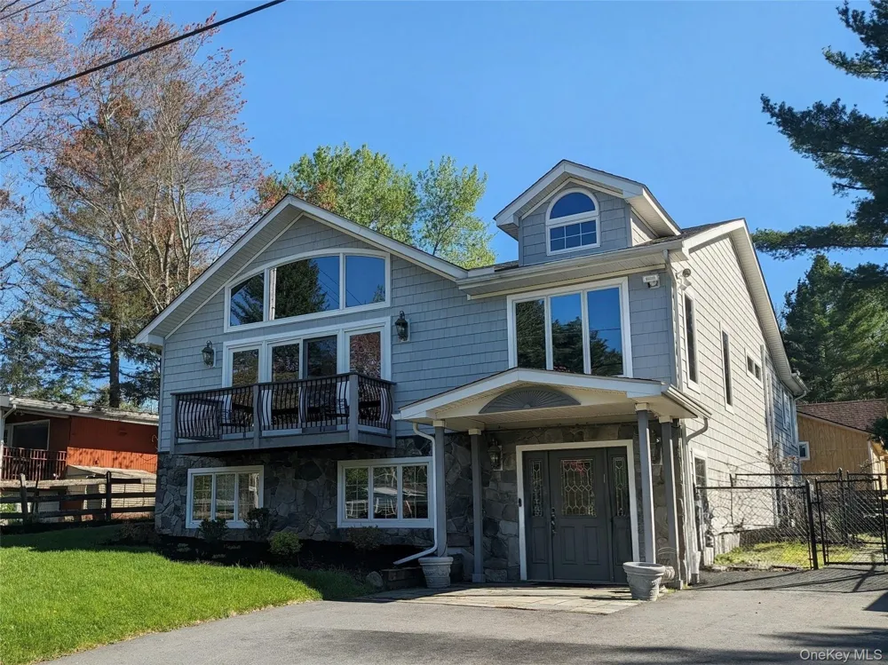 4030 W Shore Drive Kauneonga Lake, NY 12749