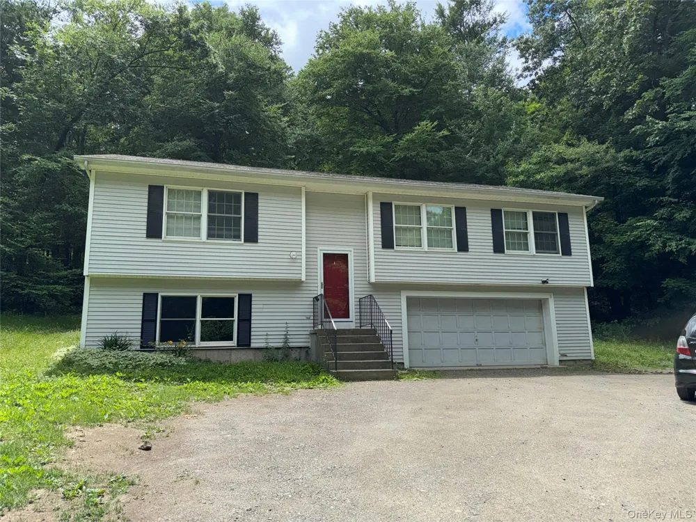 272 Van Wyck Lake Road Fishkill, NY 12524