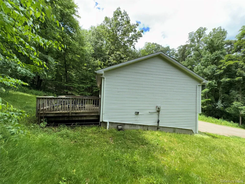 272 Van Wyck Lake Road Fishkill, NY 12524