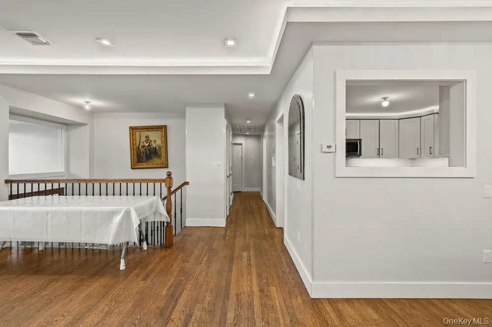 31 Beckett Court Spring Valley, NY 10977