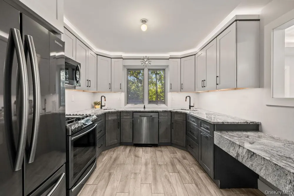31 Beckett Court Spring Valley, NY 10977
