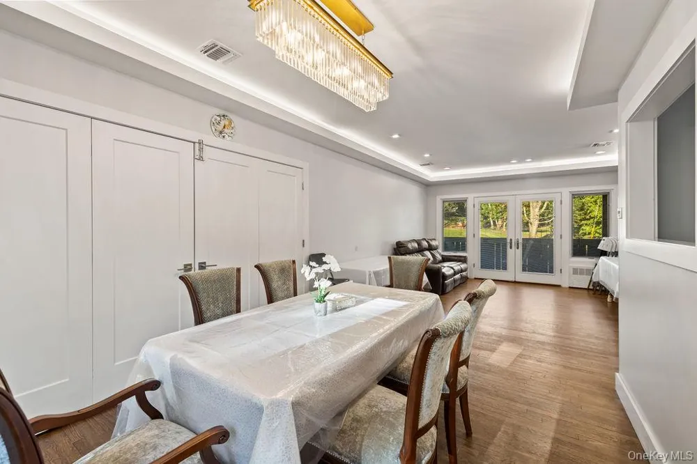 31 Beckett Court Spring Valley, NY 10977