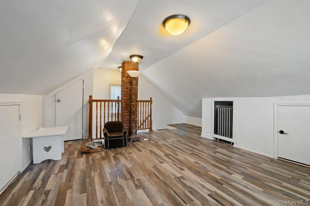8815 Commonwealth Boulevard Bellerose, NY 11426