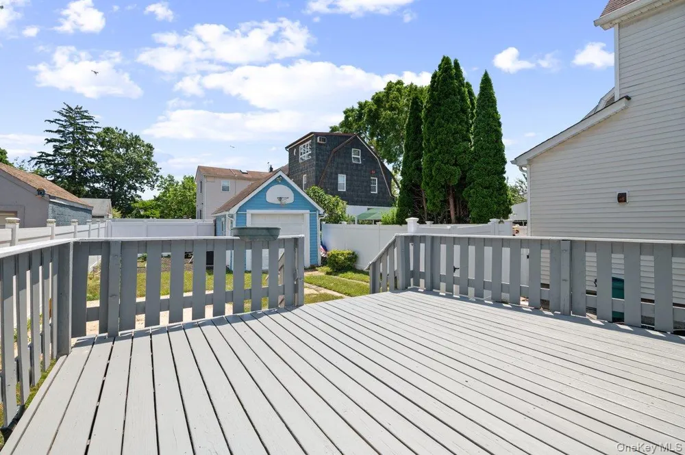 8815 Commonwealth Boulevard Bellerose, NY 11426