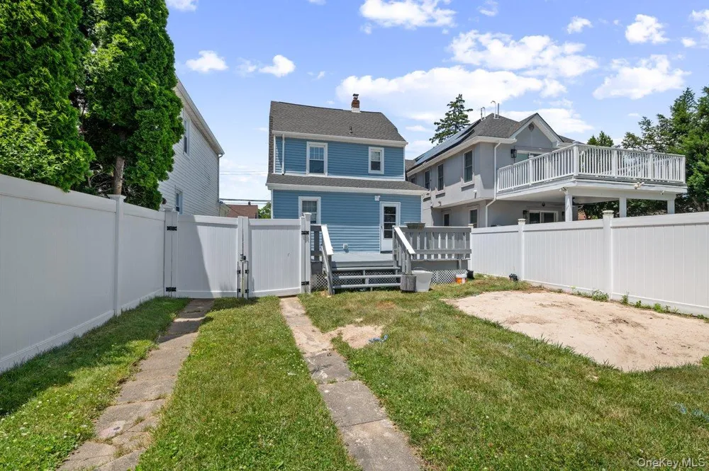 8815 Commonwealth Boulevard Bellerose, NY 11426