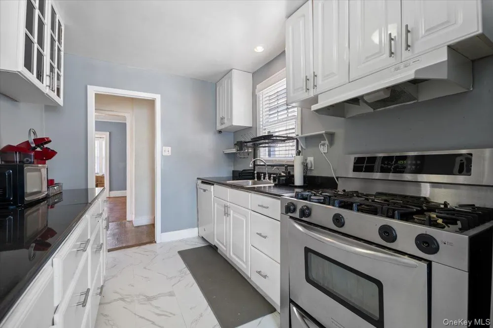 8815 Commonwealth Boulevard Bellerose, NY 11426