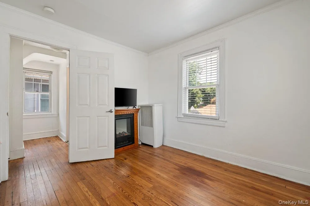 8815 Commonwealth Boulevard Bellerose, NY 11426