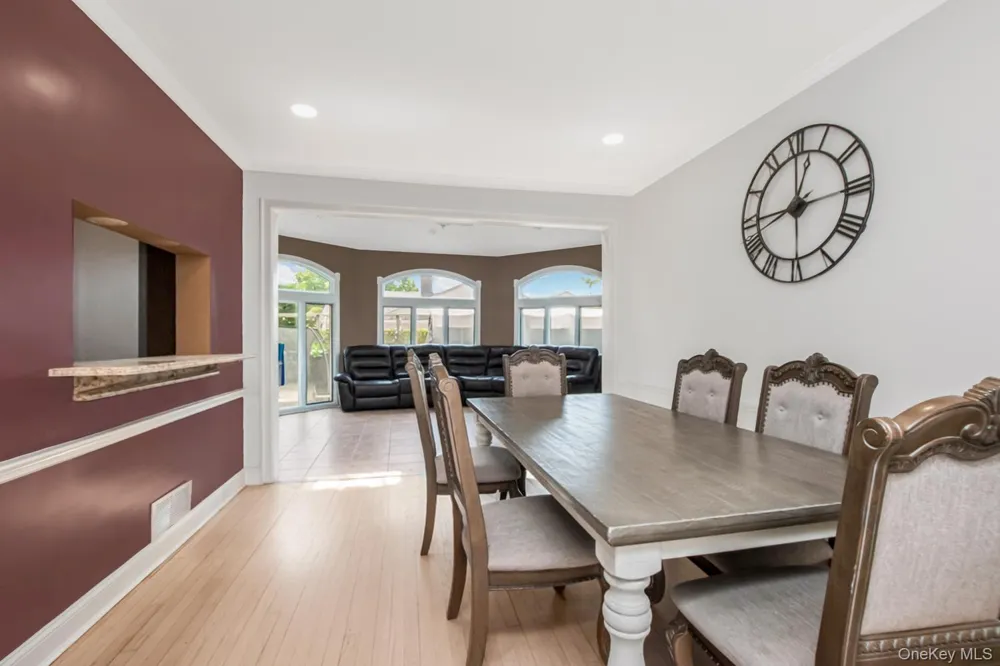 4 Knox Pl. Staten Island, NY 10314