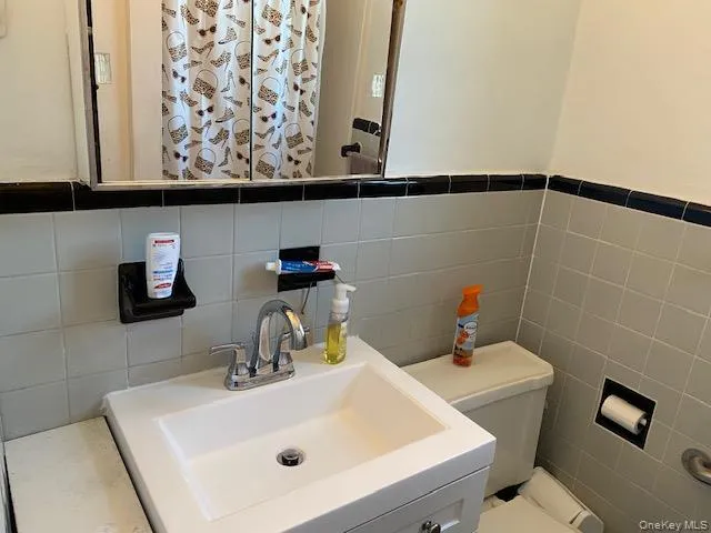 260-11 73rd Avenue #E-2 Glen Oaks, NY 11004