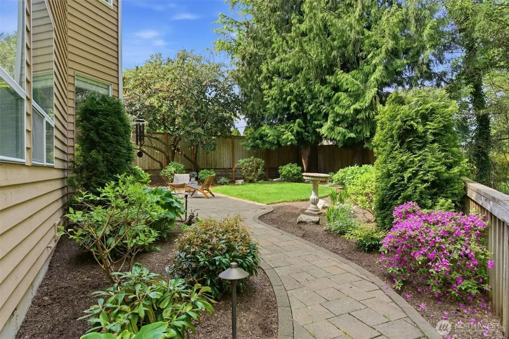 11738 SE 78th Place Newcastle, WA 98056