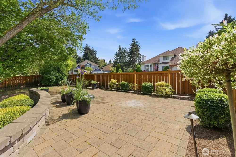 11738 SE 78th Place Newcastle, WA 98056