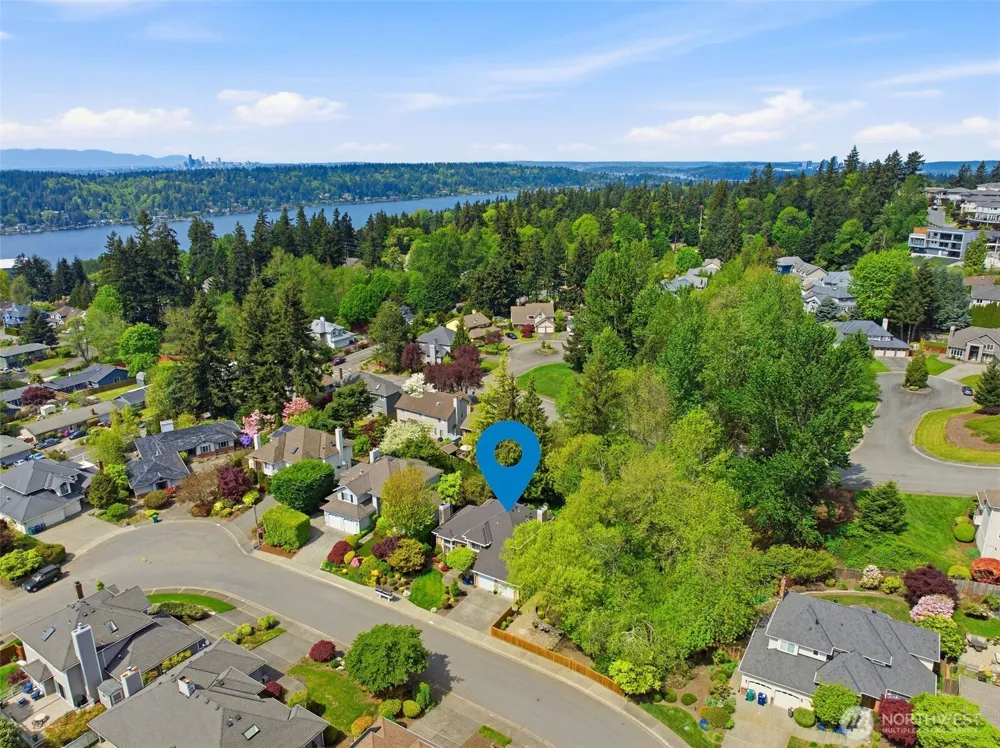 11738 SE 78th Place Newcastle, WA 98056