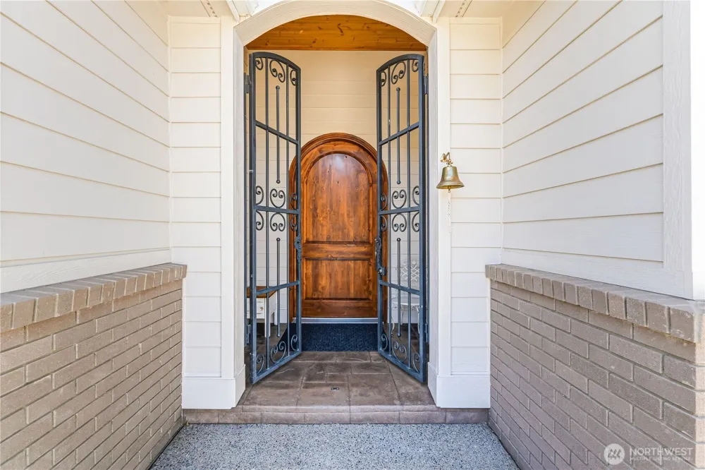 19 Chapman Lane Orondo, WA 98843