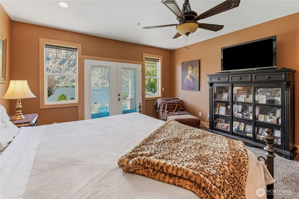 19 Chapman Lane Orondo, WA 98843