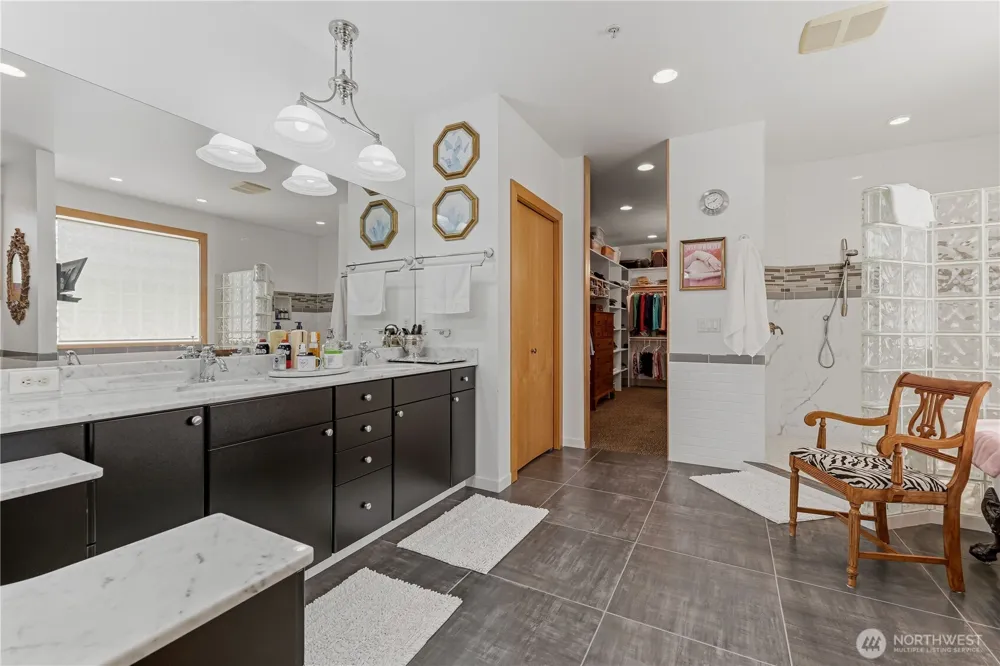 19 Chapman Lane Orondo, WA 98843