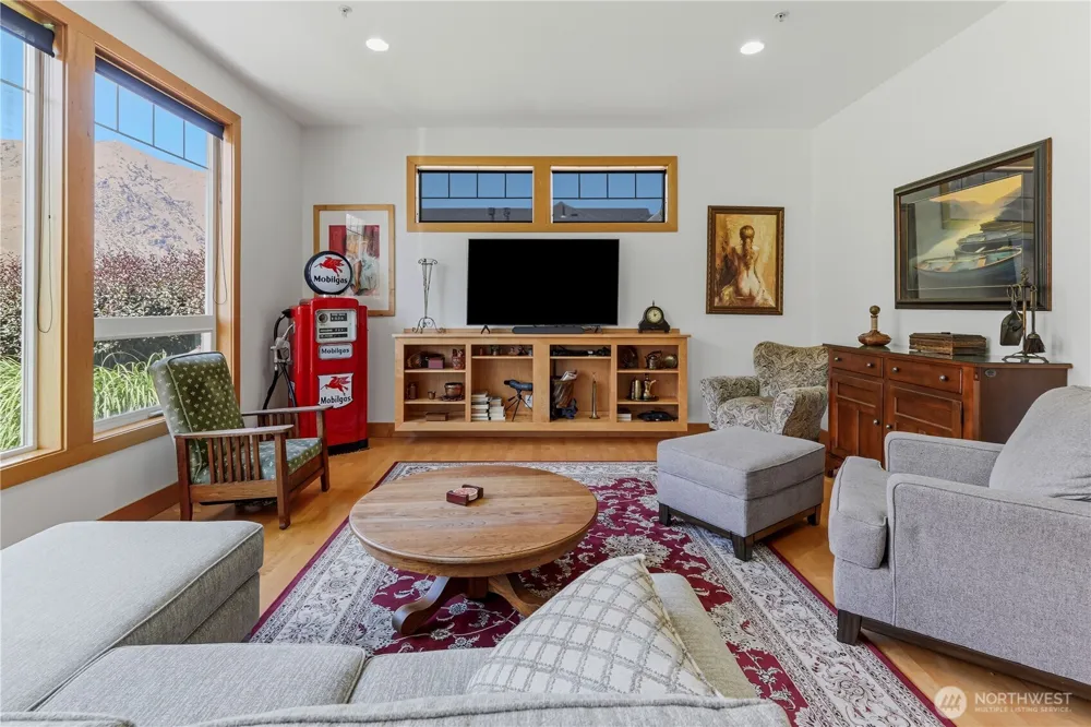 19 Chapman Lane Orondo, WA 98843