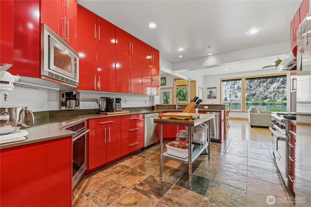 19 Chapman Lane Orondo, WA 98843