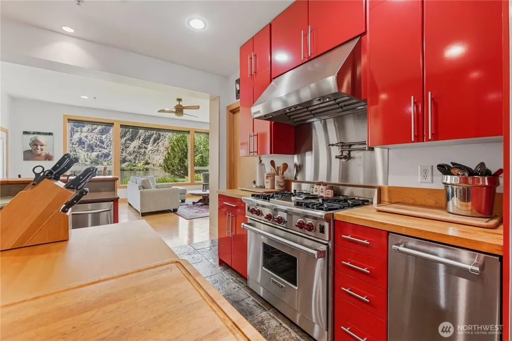 19 Chapman Lane Orondo, WA 98843