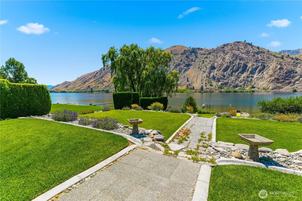 19 Chapman Lane Orondo, WA 98843