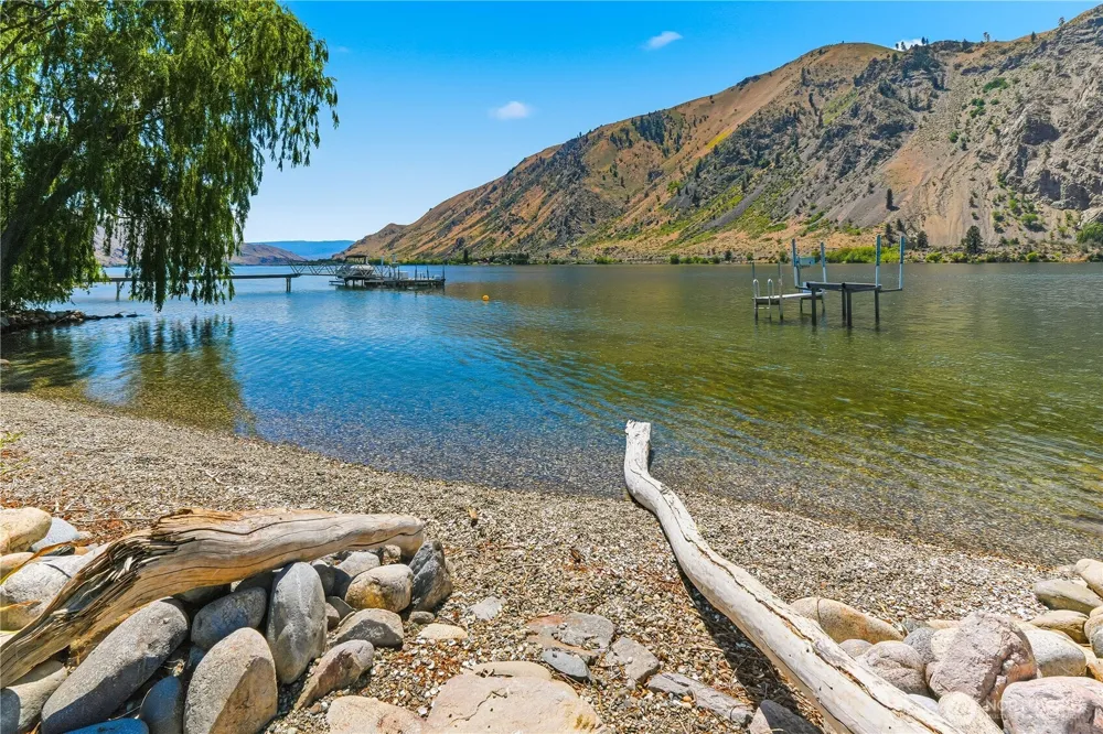 19 Chapman Lane Orondo, WA 98843