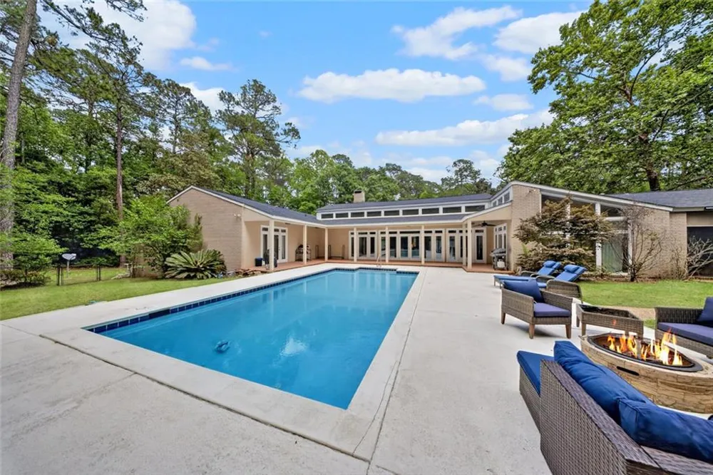 20 Cherokee Road Moultrie, GA 31768