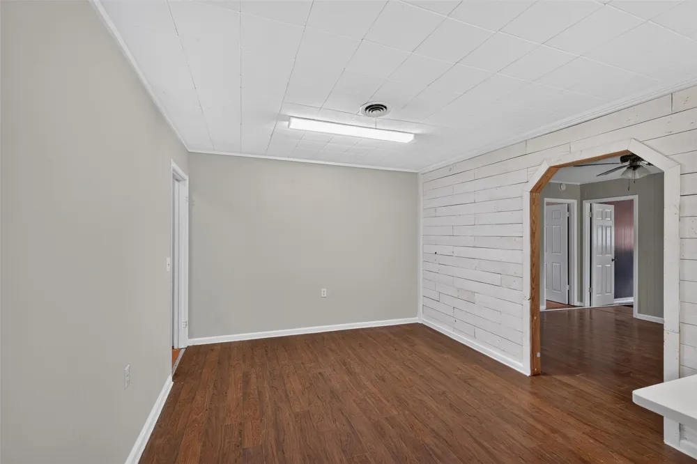 305 8th Street NE Springhill, LA 71075