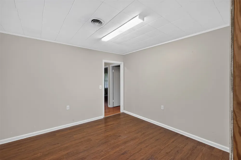 305 8th Street NE Springhill, LA 71075