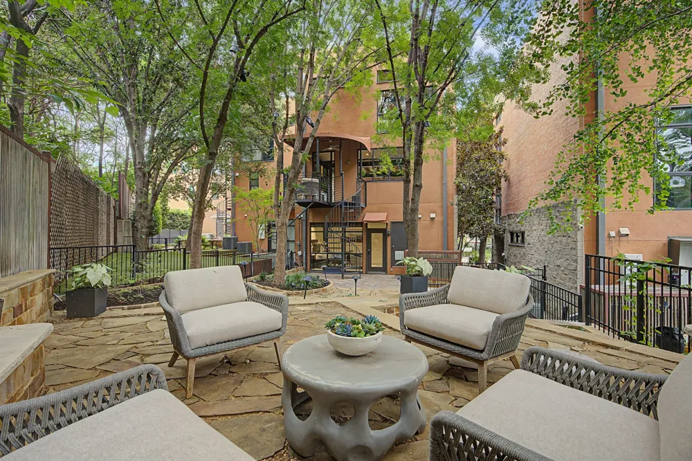 2967 Magnolia Hill Court Dallas, TX 75201