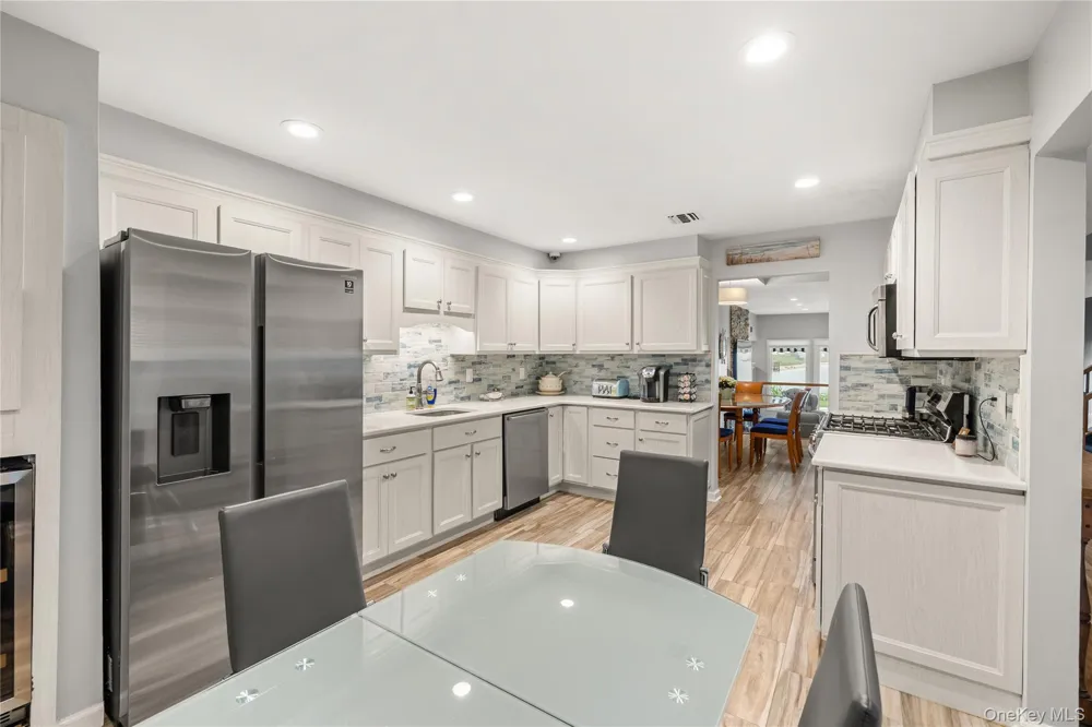 8 Victoria Drive #8 Amityville, NY 11701