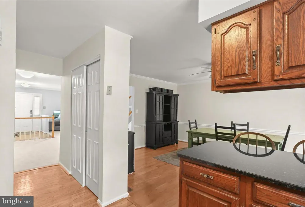 8614 TOWER BRIDGE WAY Lutherville Timonium, MD 21093