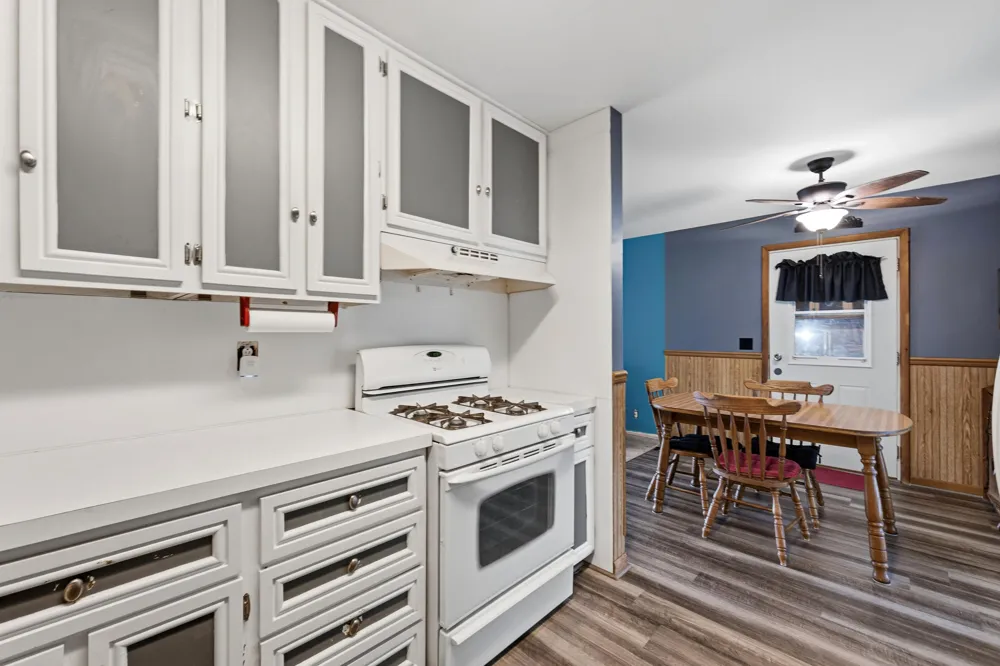 1686 Sherwood Avenue Dorr, MI 49323