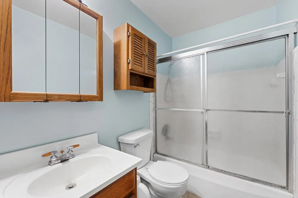 1686 Sherwood Avenue Dorr, MI 49323