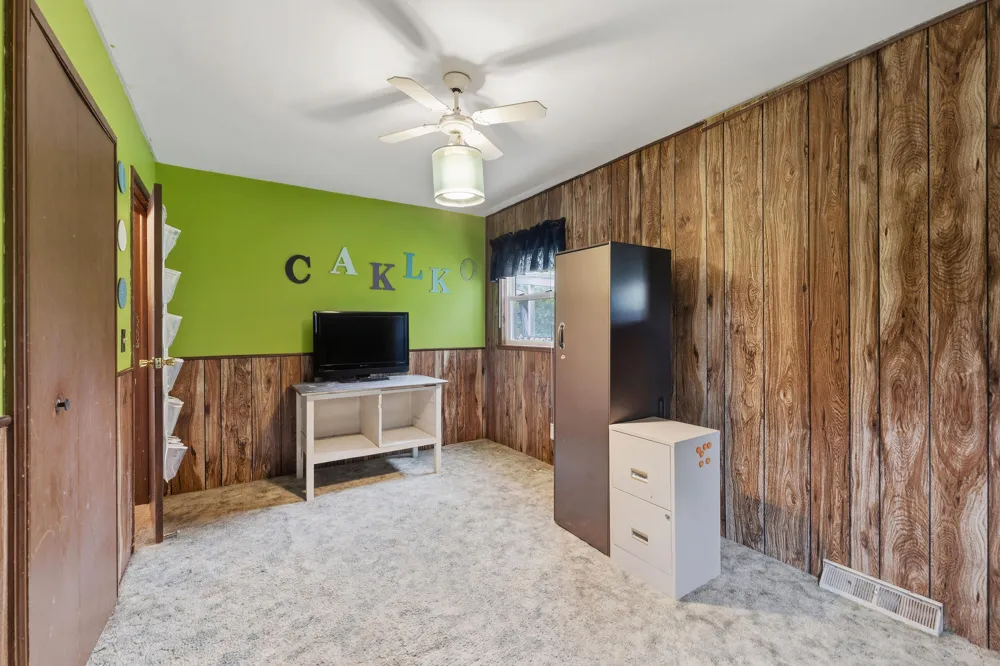 1686 Sherwood Avenue Dorr, MI 49323