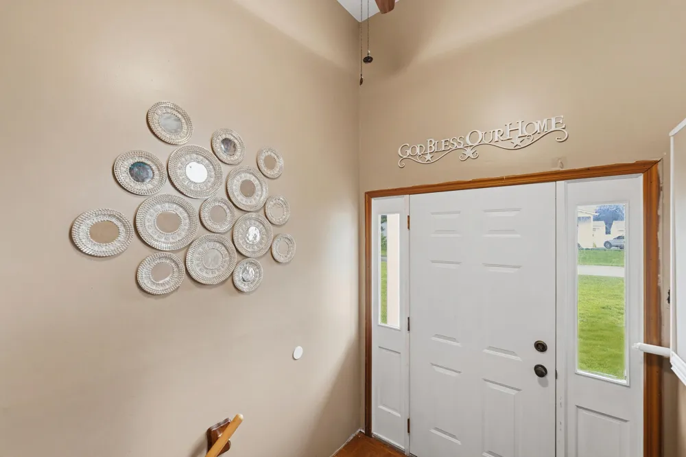 1686 Sherwood Avenue Dorr, MI 49323